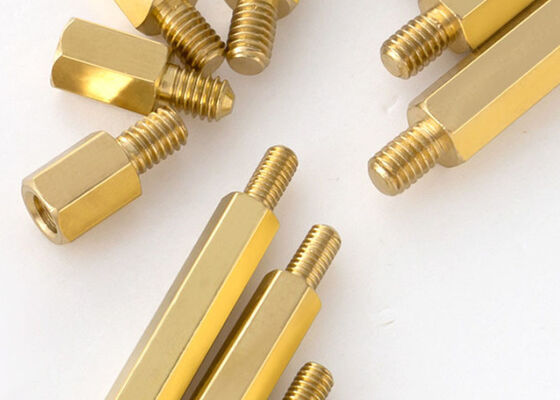 Brass H59 H62 H65 H68 H70 Hombre y mujer Hex Head Standoff Tamaño personalizado